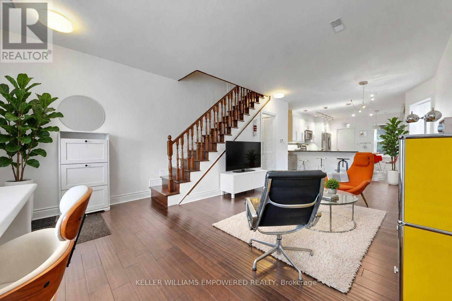 274 Wallace Avenue, Toronto, ON, M6P 3M9