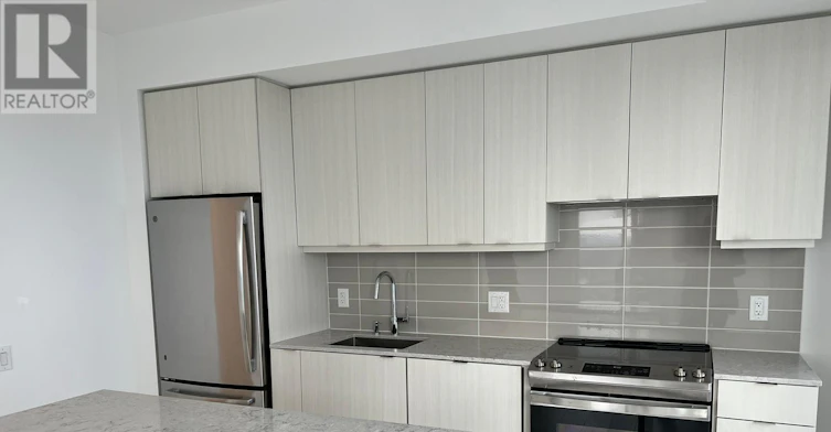 3410-4065 Confederation Parkway, Mississauga, ON, L5B 0L4 - 3