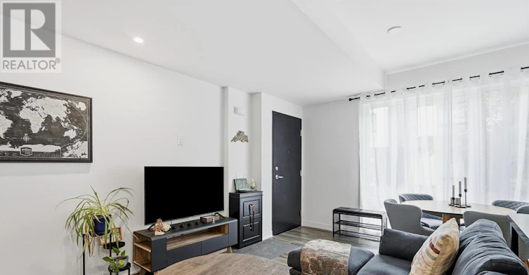 TH12-20 Ed Clark Gardens, Toronto, ON, M6N 0B5 - 8