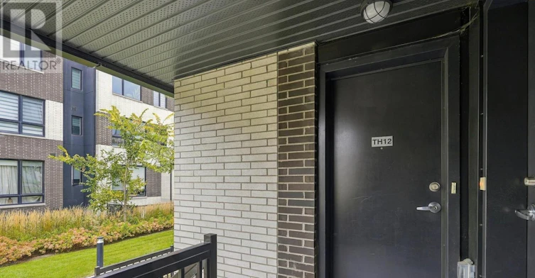 TH12-20 Ed Clark Gardens, Toronto, ON, M6N 0B5 - 37