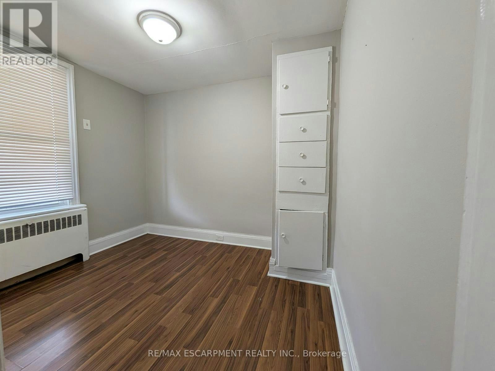 UPPER-12 24th Street EAST, Hamilton, ON, L8V 2X7 - 12