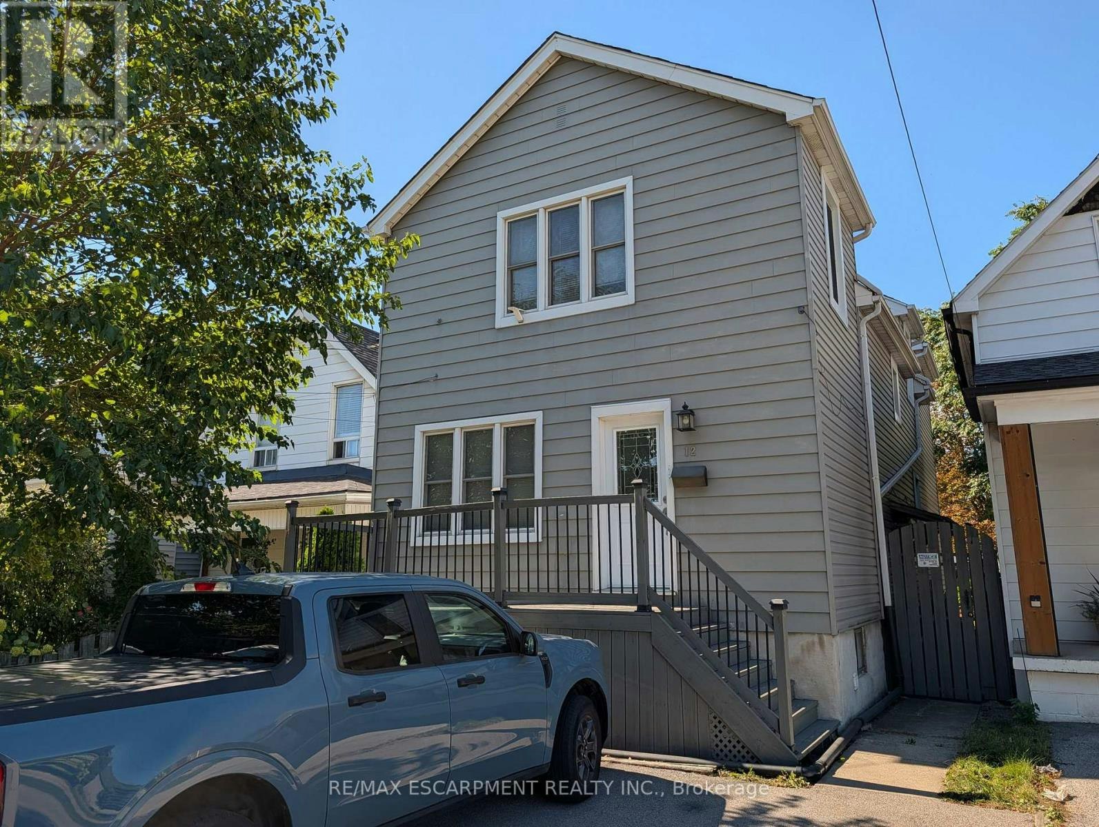 UPPER-12 24th Street EAST, Hamilton, ON, L8V 2X7