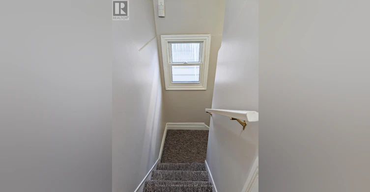 UPPER-12 24th Street EAST, Hamilton, ON, L8V 2X7 - 6
