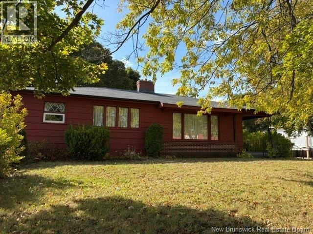 1285 St Peter Avenue, Bathurst, NB, E2A 3A4
