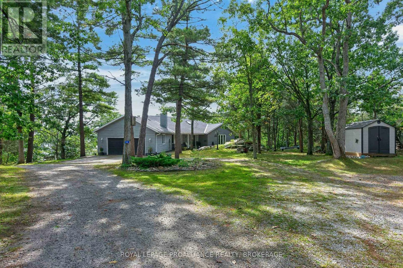 6 Vanston Road, Leeds and the Thousand Islands, ON, K0E 1R0