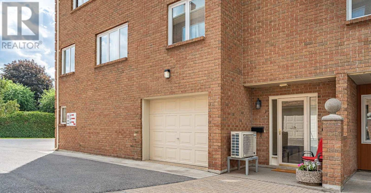206 Stratas Court, Ottawa, ON, K2L 3K5 - 10
