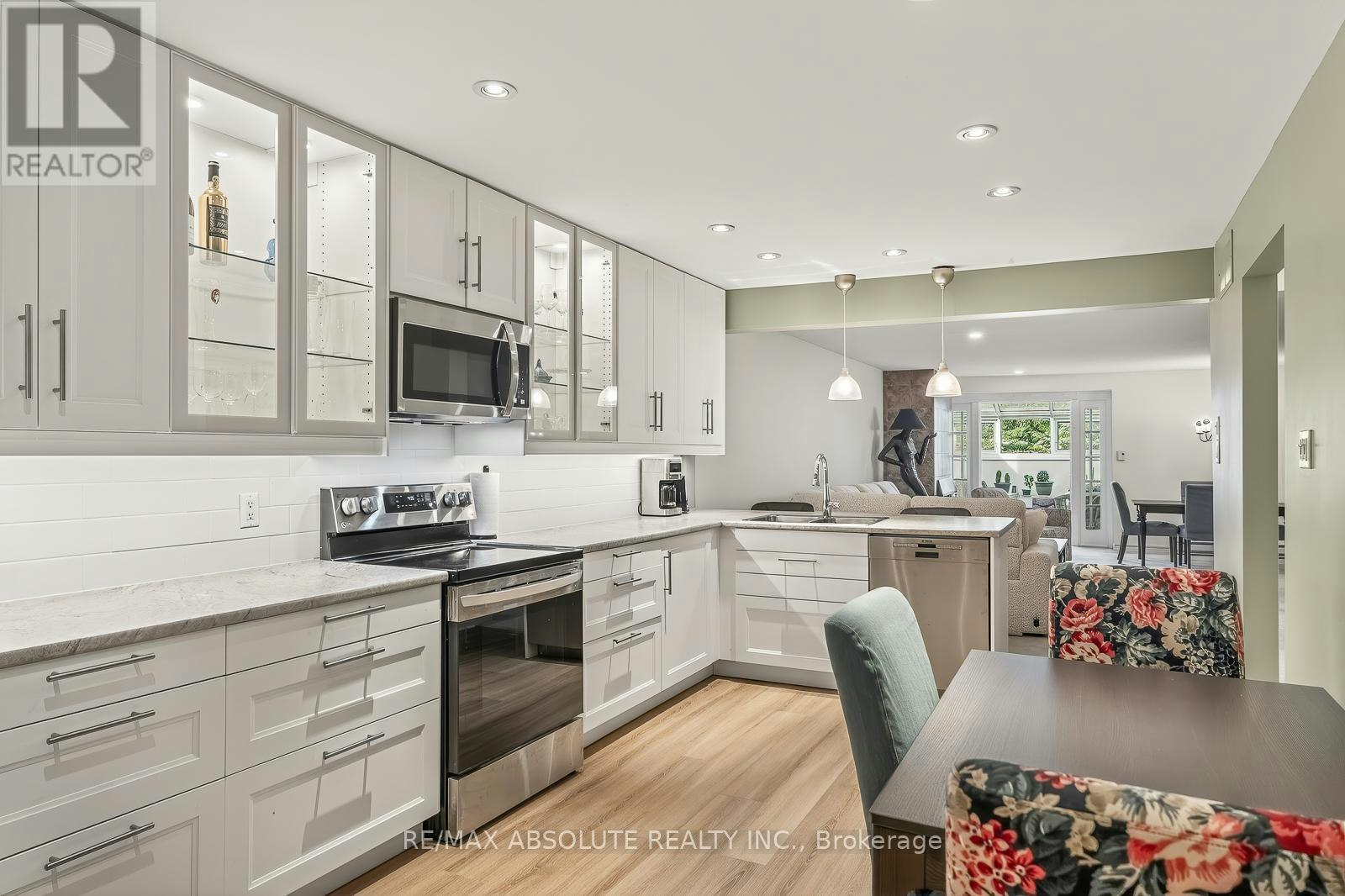 206 Stratas Court, Ottawa, ON, K2L 3K5 - 17
