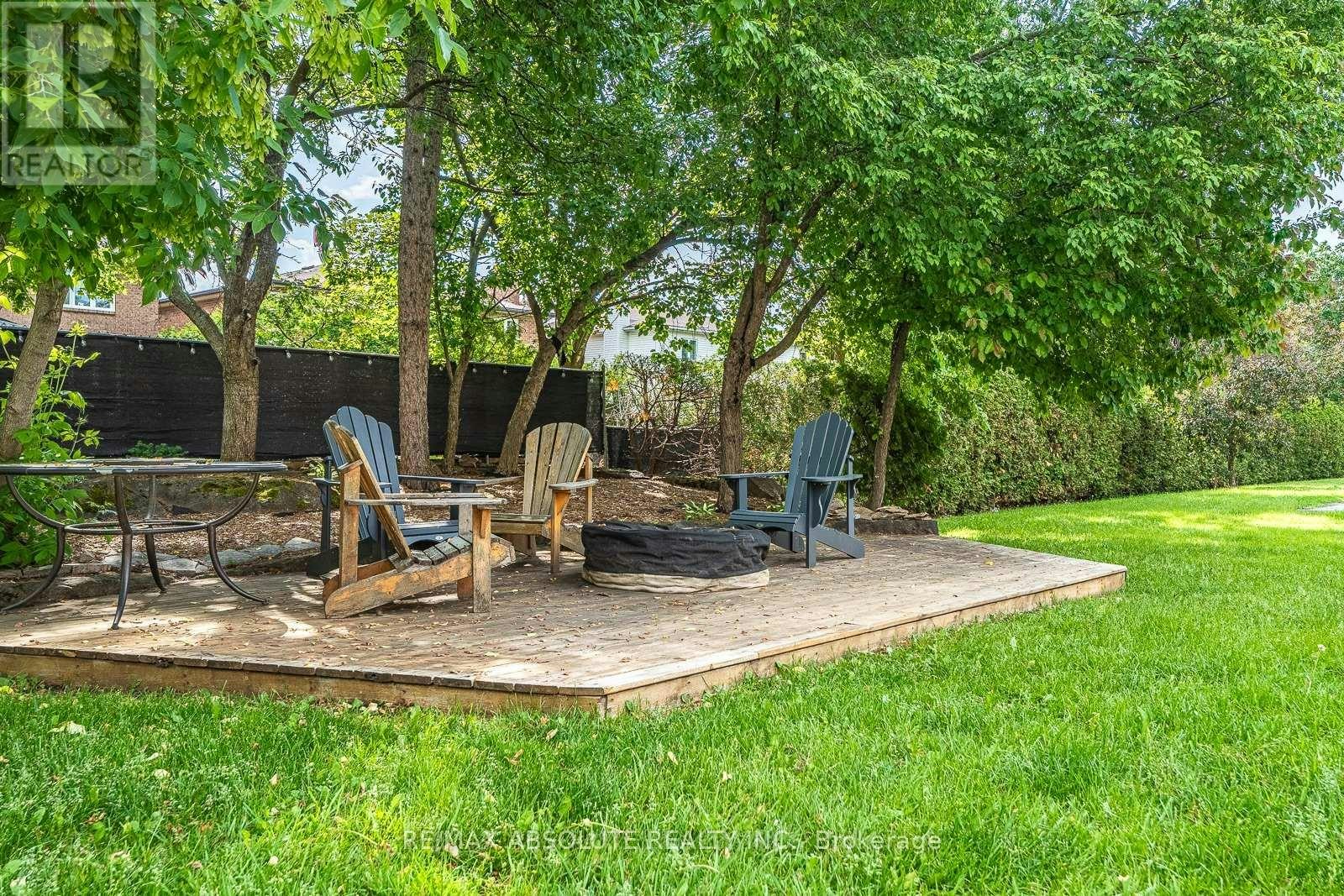 206 Stratas Court, Ottawa, ON, K2L 3K5 - 9