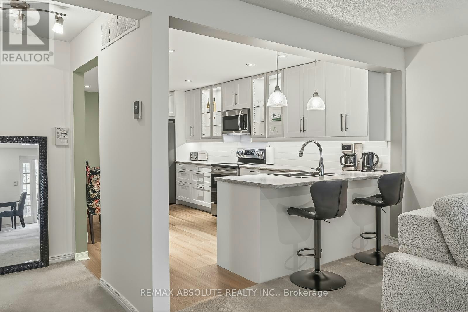 206 Stratas Court, Ottawa, ON, K2L 3K5 - 13