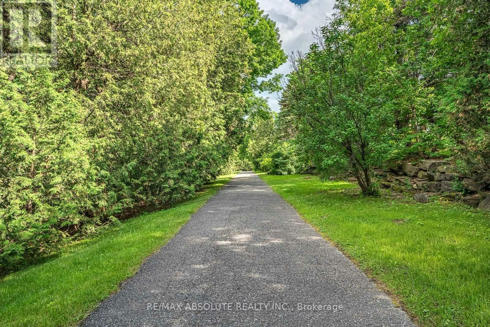 206 Stratas Court, Ottawa, ON, K2L 3K5 - 7