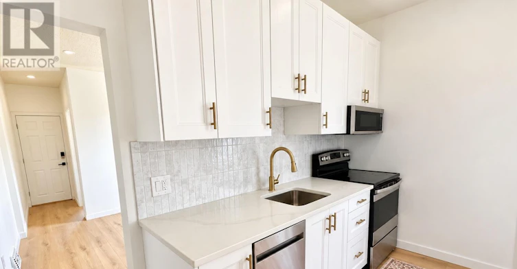 920 Gladstone Avenue, Ottawa, ON, K1R 6Y4 - 11