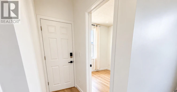 920 Gladstone Avenue, Ottawa, ON, K1R 6Y4 - 3