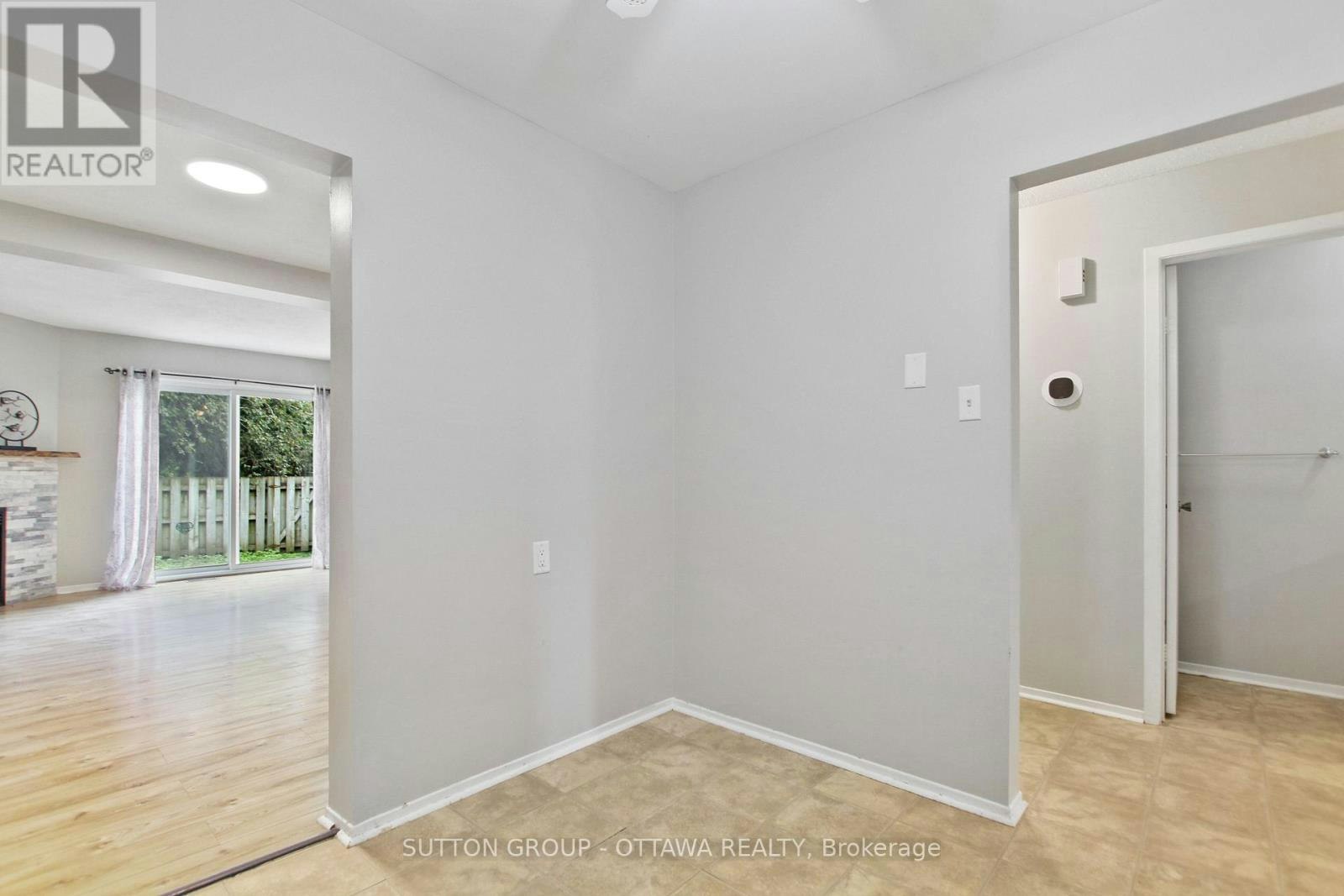 75 Clarkson Crescent, Ottawa, ON, K2L 3C9 - 10