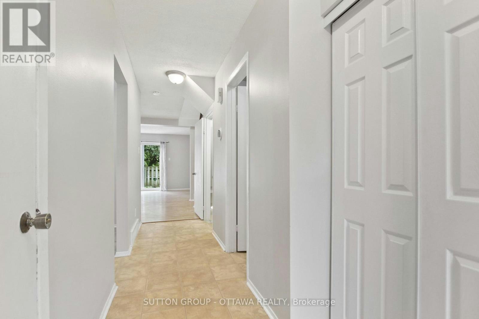 75 Clarkson Crescent, Ottawa, ON, K2L 3C9 - 5