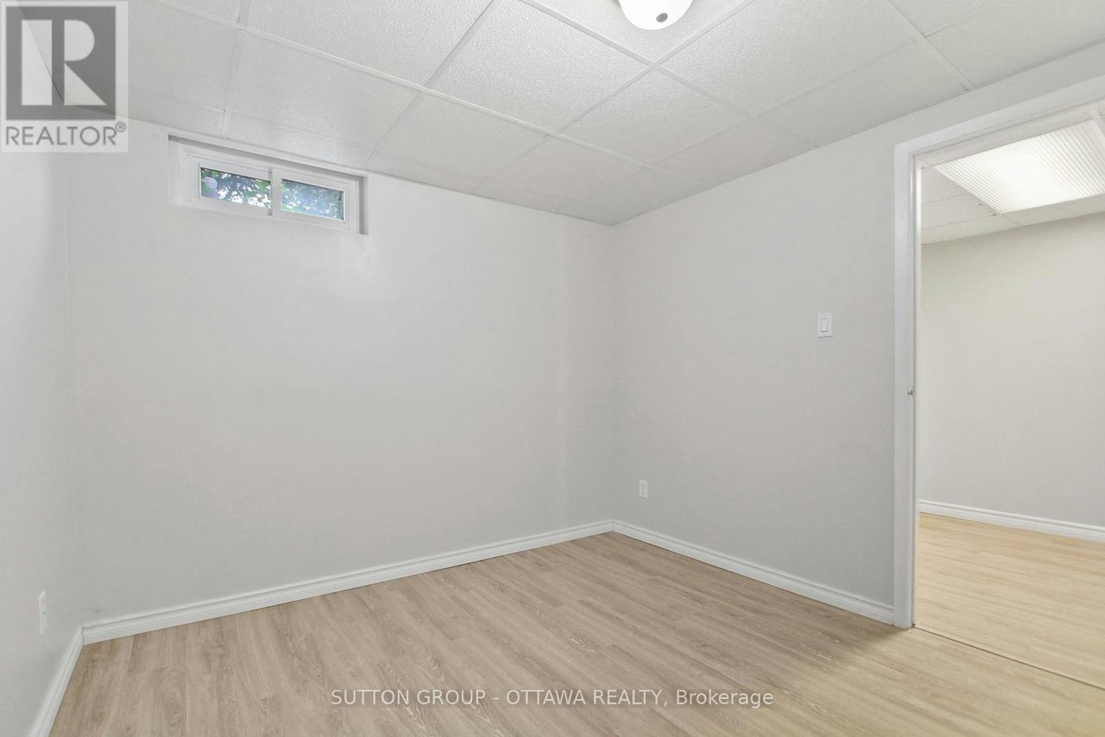 75 Clarkson Crescent, Ottawa, ON, K2L 3C9 - 32