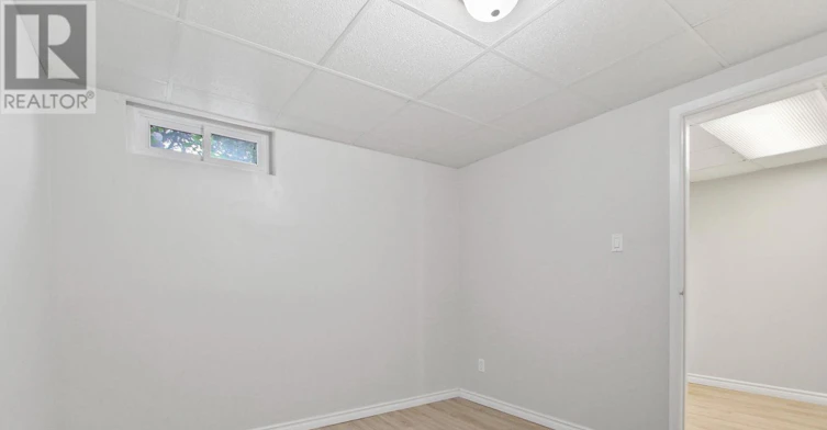 75 Clarkson Crescent, Ottawa, ON, K2L 3C9 - 32