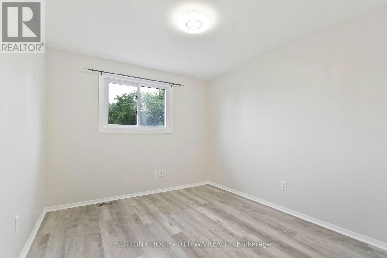 75 Clarkson Crescent, Ottawa, ON, K2L 3C9 - 22