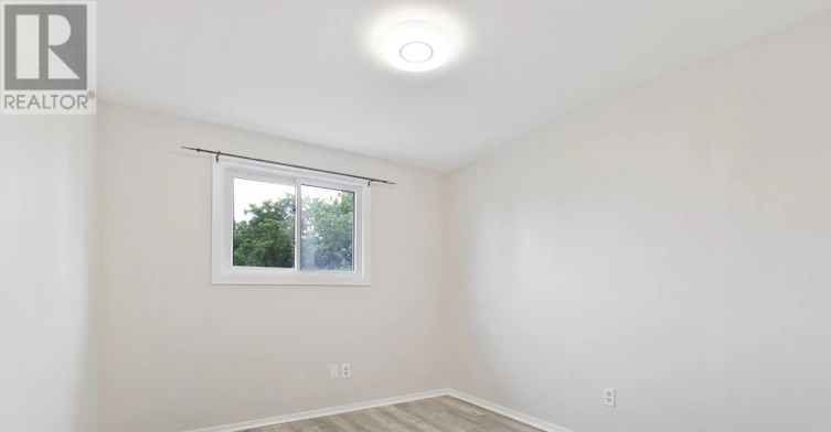 75 Clarkson Crescent, Ottawa, ON, K2L 3C9 - 22