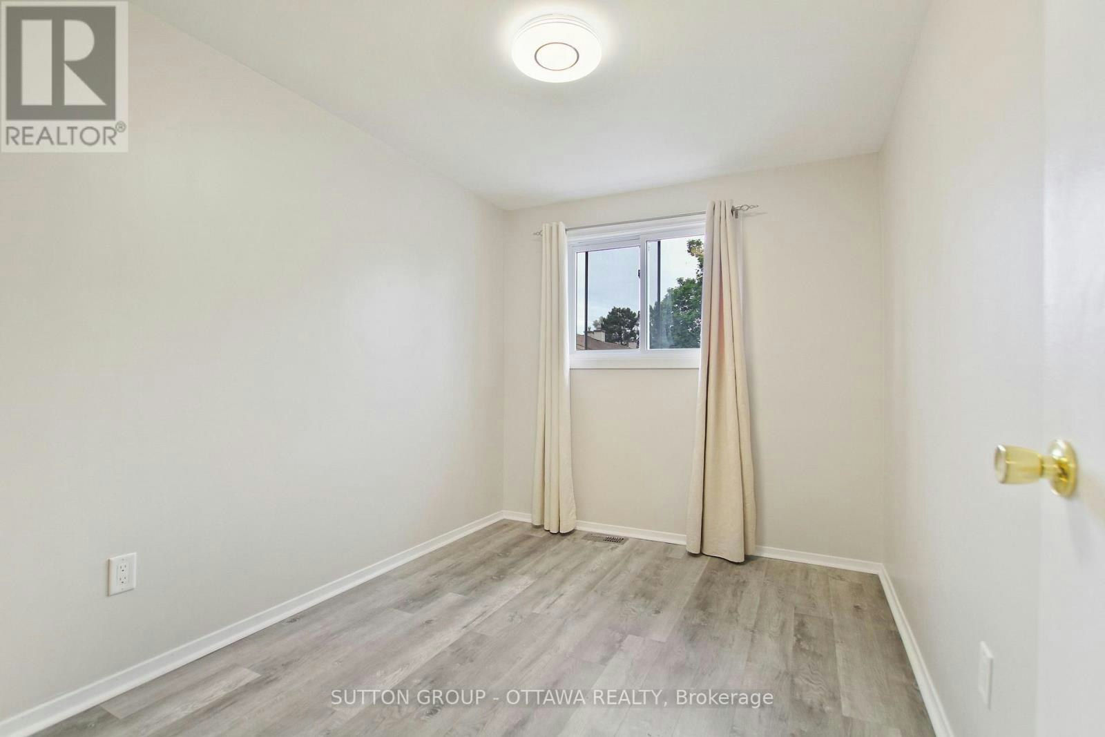 75 Clarkson Crescent, Ottawa, ON, K2L 3C9 - 25