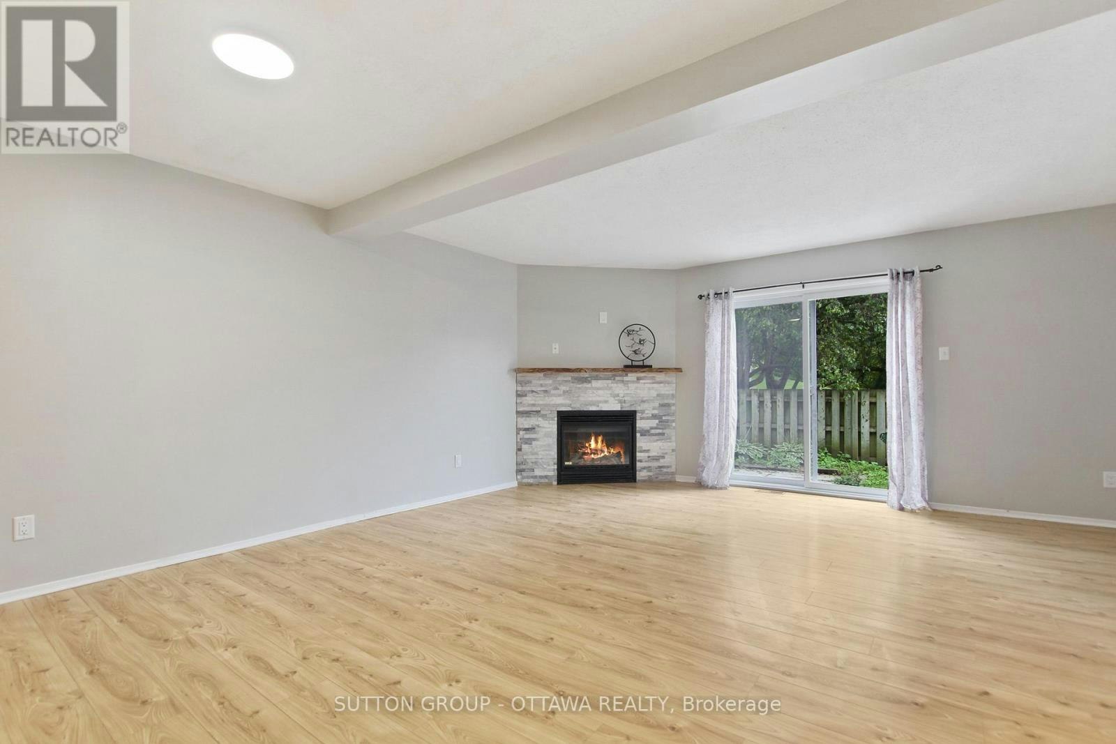 75 Clarkson Crescent, Ottawa, ON, K2L 3C9 - 12