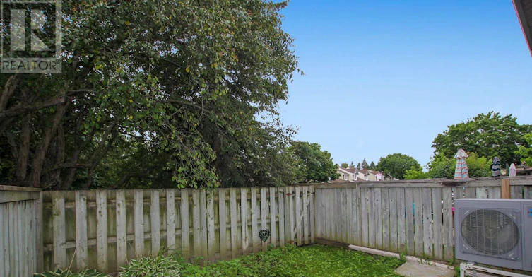 75 Clarkson Crescent, Ottawa, ON, K2L 3C9 - 35
