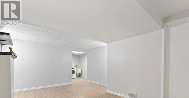 75 Clarkson Crescent, Ottawa, ON, K2L 3C9 - 29
