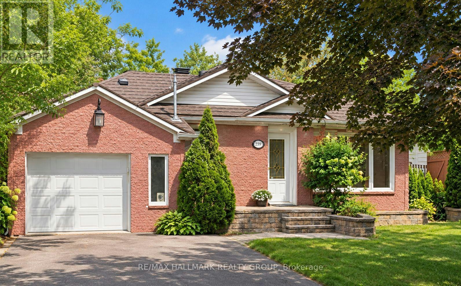 239 Dale Avenue, Ottawa, ON, K1G 0H6