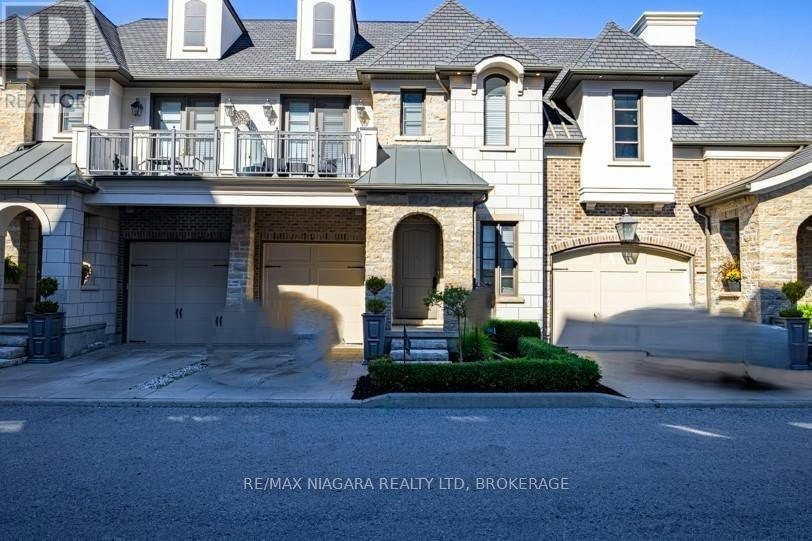 7-15 Arbourvale Common Road, St. Catharines, ON, L2T 3B7 3