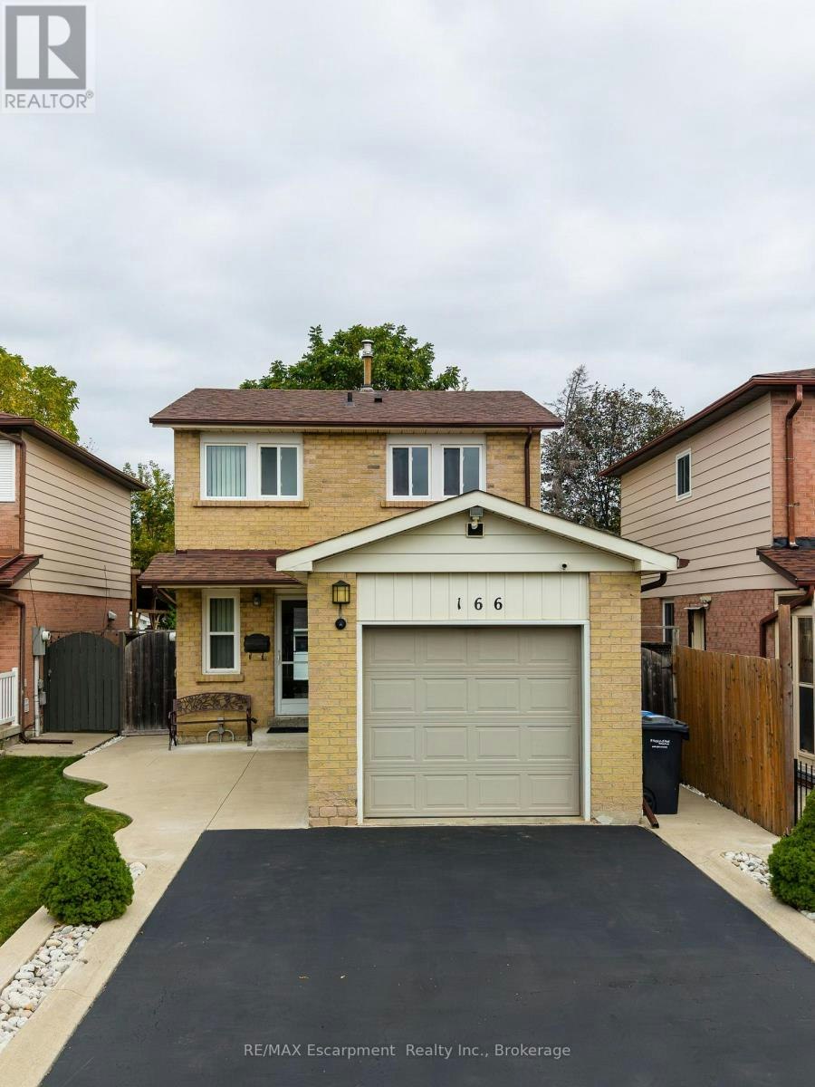 166 Martindale Crescent, Brampton, ON, L6X 2V2