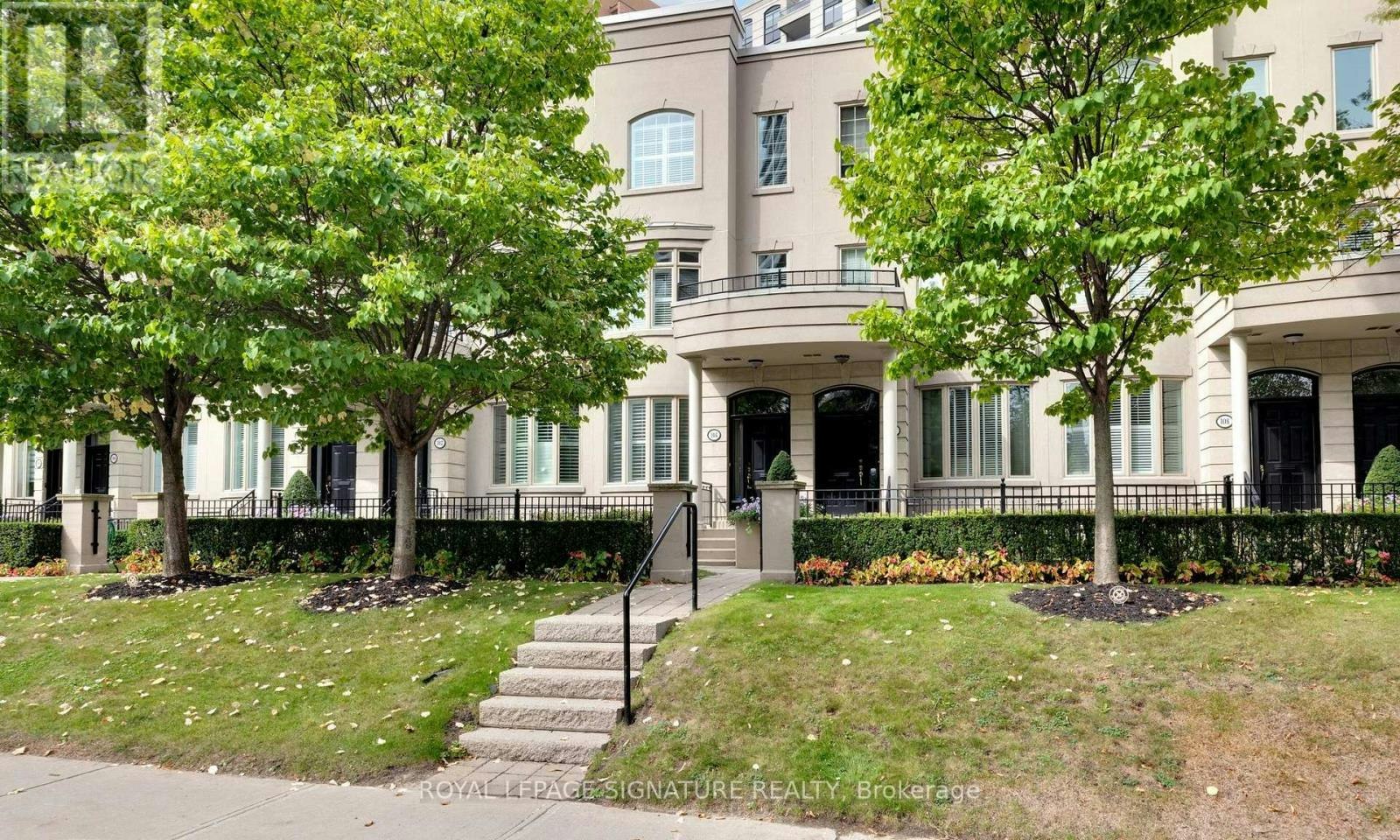 104 Pleasant Boulevard, Toronto, ON, M4T 1J8
