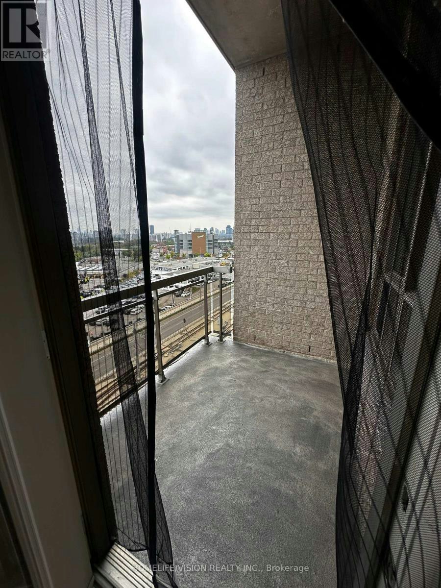 PH7-1720 Eglinton Avenue E, Toronto, ON, M4A 2X8 - 12