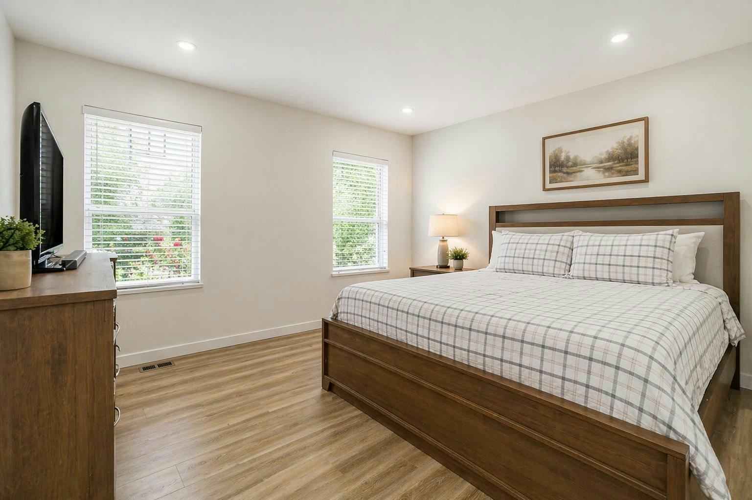 16158 16a Avenue, Surrey, BC, V4A 9J9 - 9