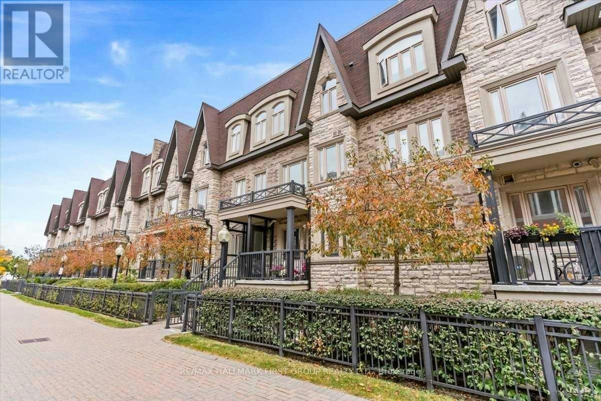 102-320 John Street, Markham, ON, L3T 0B1
