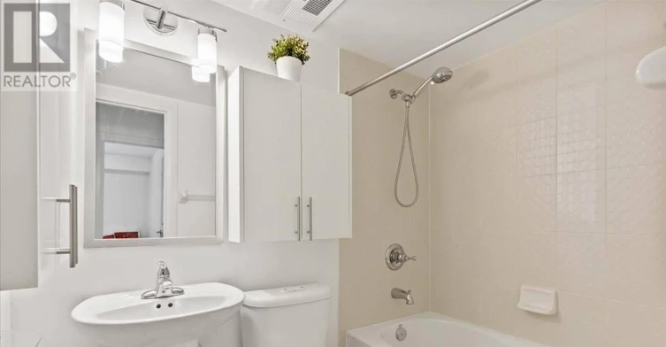 102-320 John Street, Markham, ON, L3T 0B1 - 18