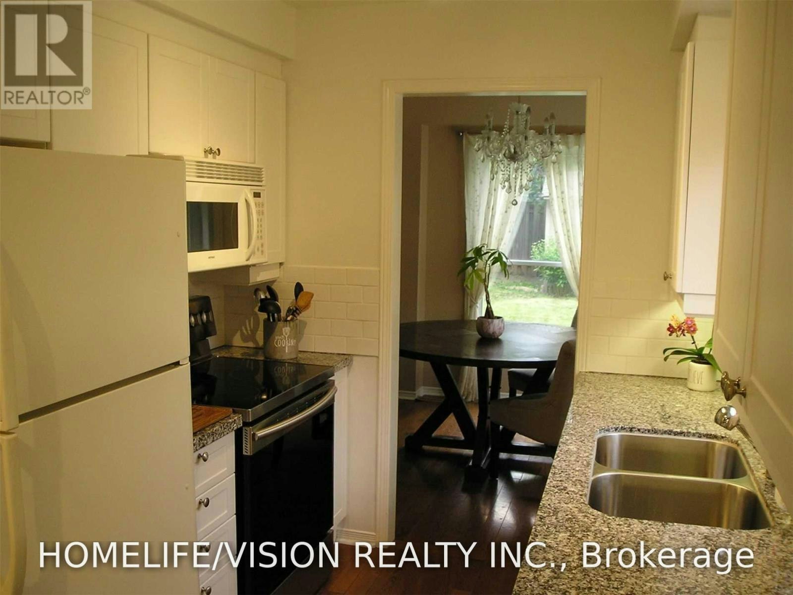 229 Village Wood Road, Oakville, ON, L6L 5S6 - 9