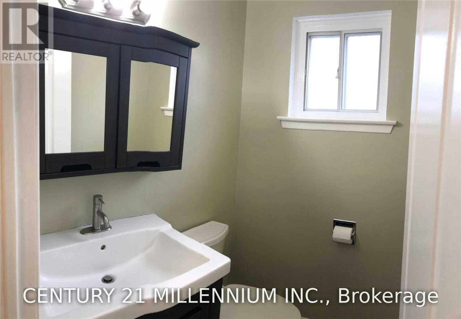 8 Sutherland Avenue, Brampton, ON, L6V 2H4 - 18