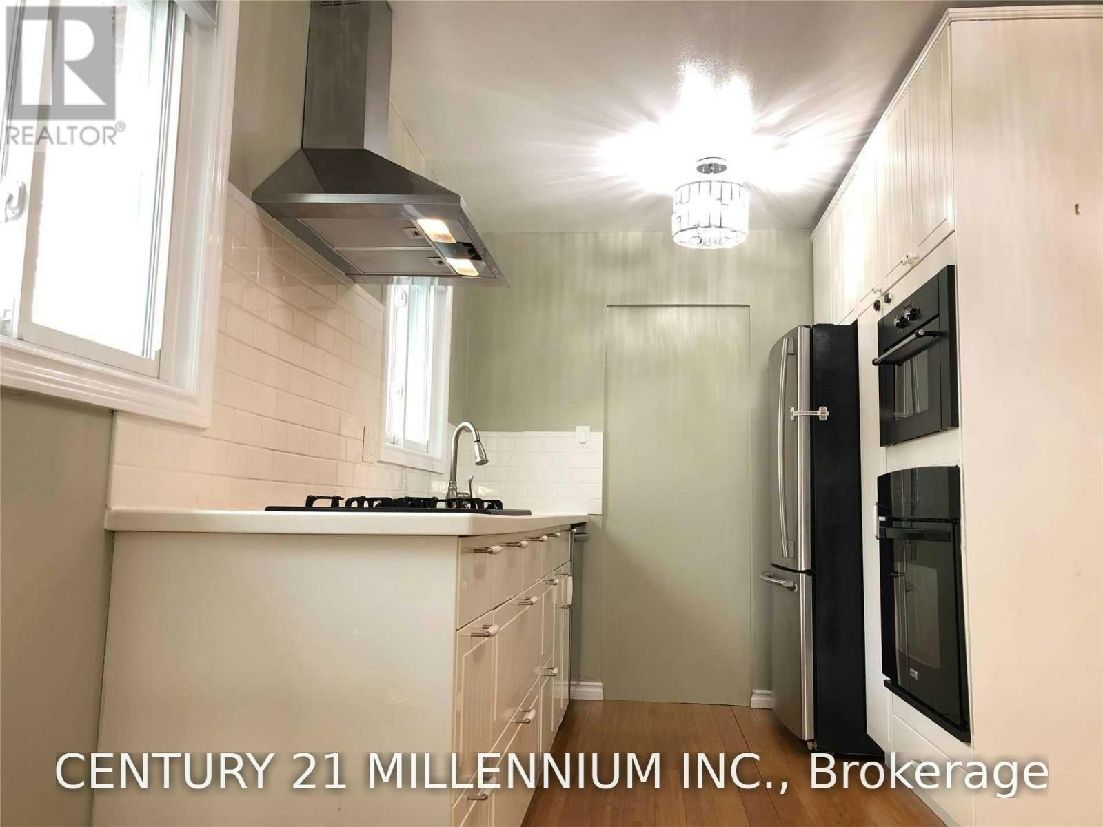 8 Sutherland Avenue, Brampton, ON, L6V 2H4 - 7