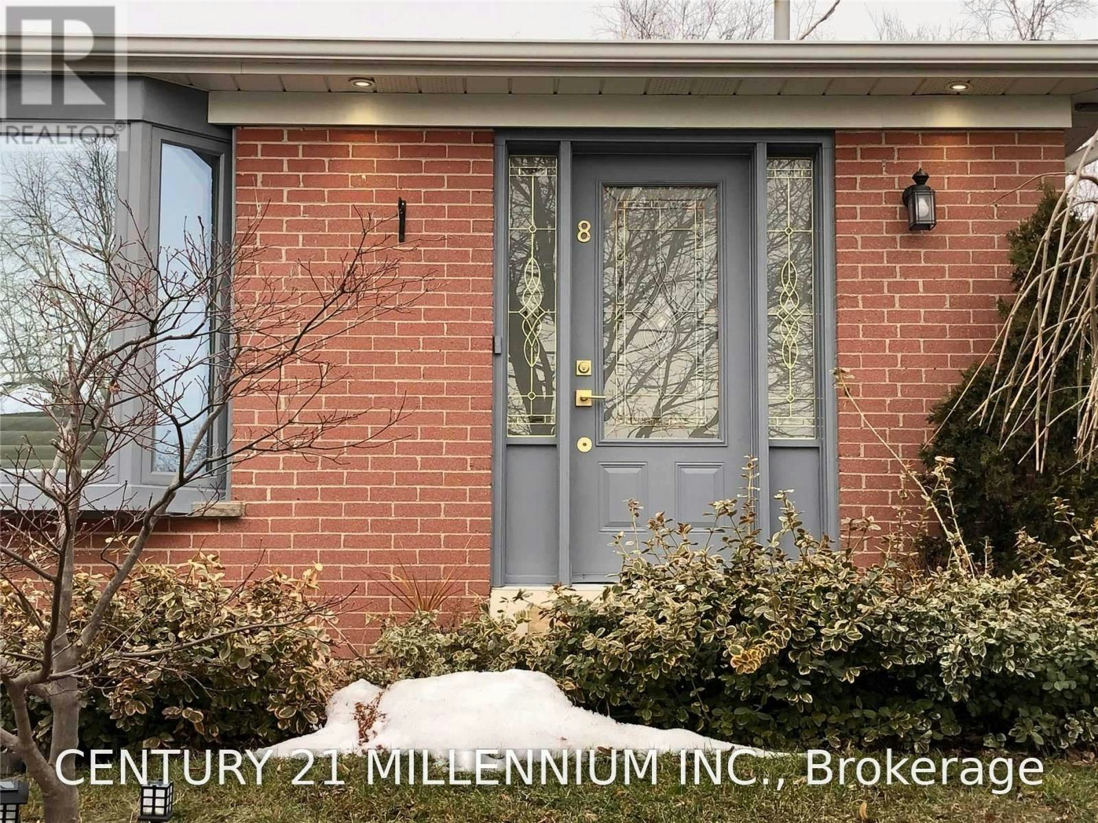 8 Sutherland Avenue, Brampton, ON, L6V 2H4 - 4