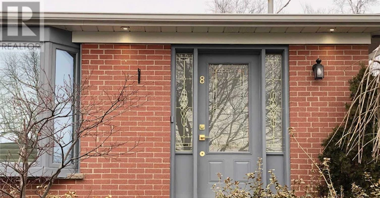8 Sutherland Avenue, Brampton, ON, L6V 2H4 - 4