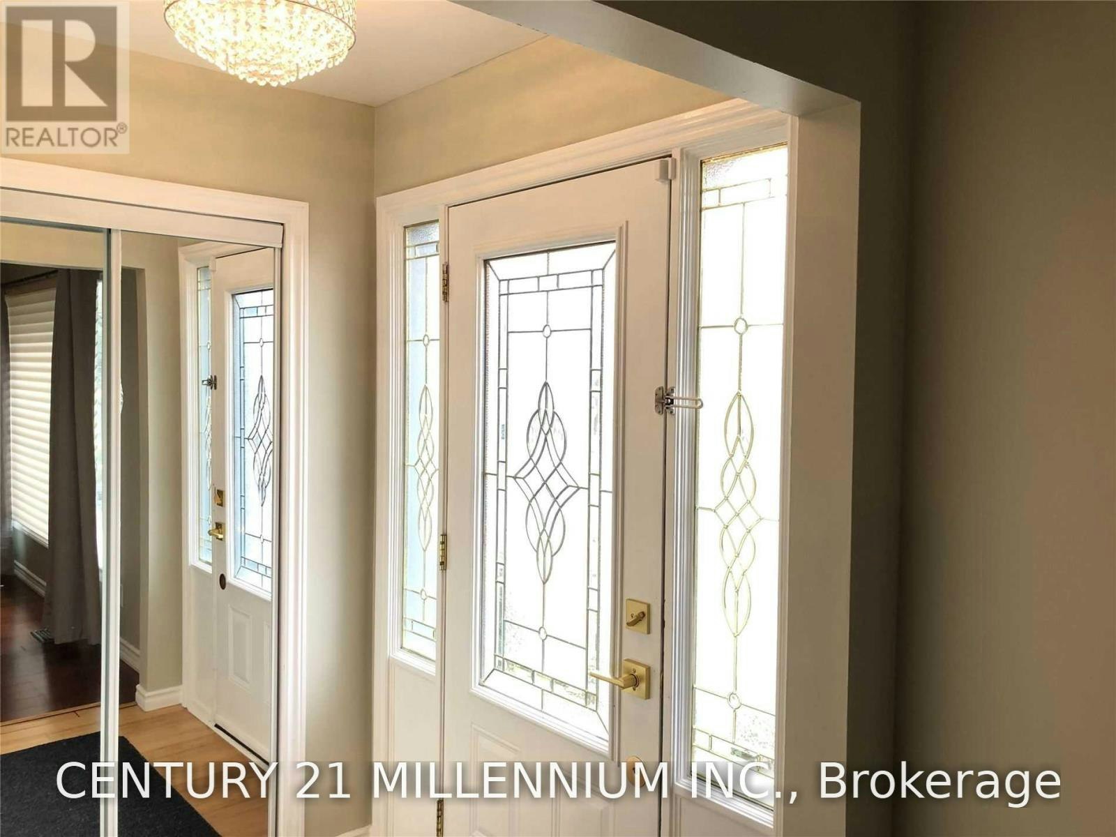 8 Sutherland Avenue, Brampton, ON, L6V 2H4 - 5