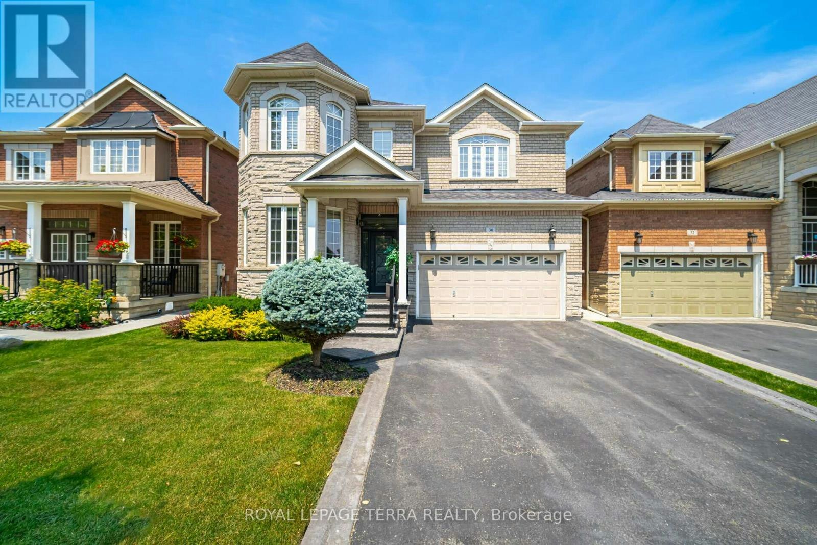 UPPER-30 Eatonville Street, Brampton, ON, L7A 0M7 2