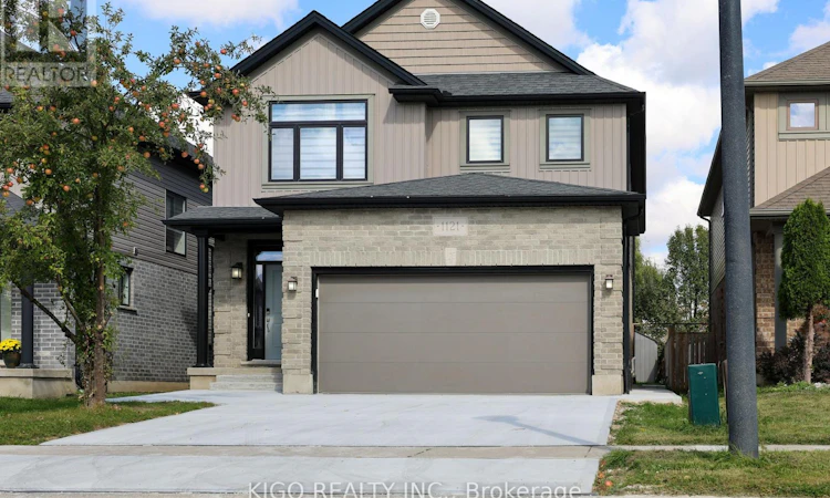 1121 Medway Park Drive