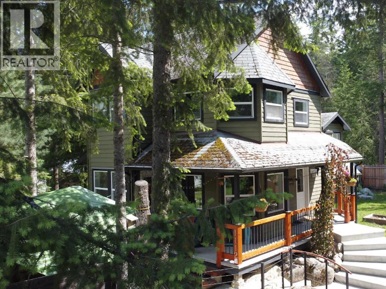 1112 Hume Street, Slocan, BC, V0G 2C0 - 43