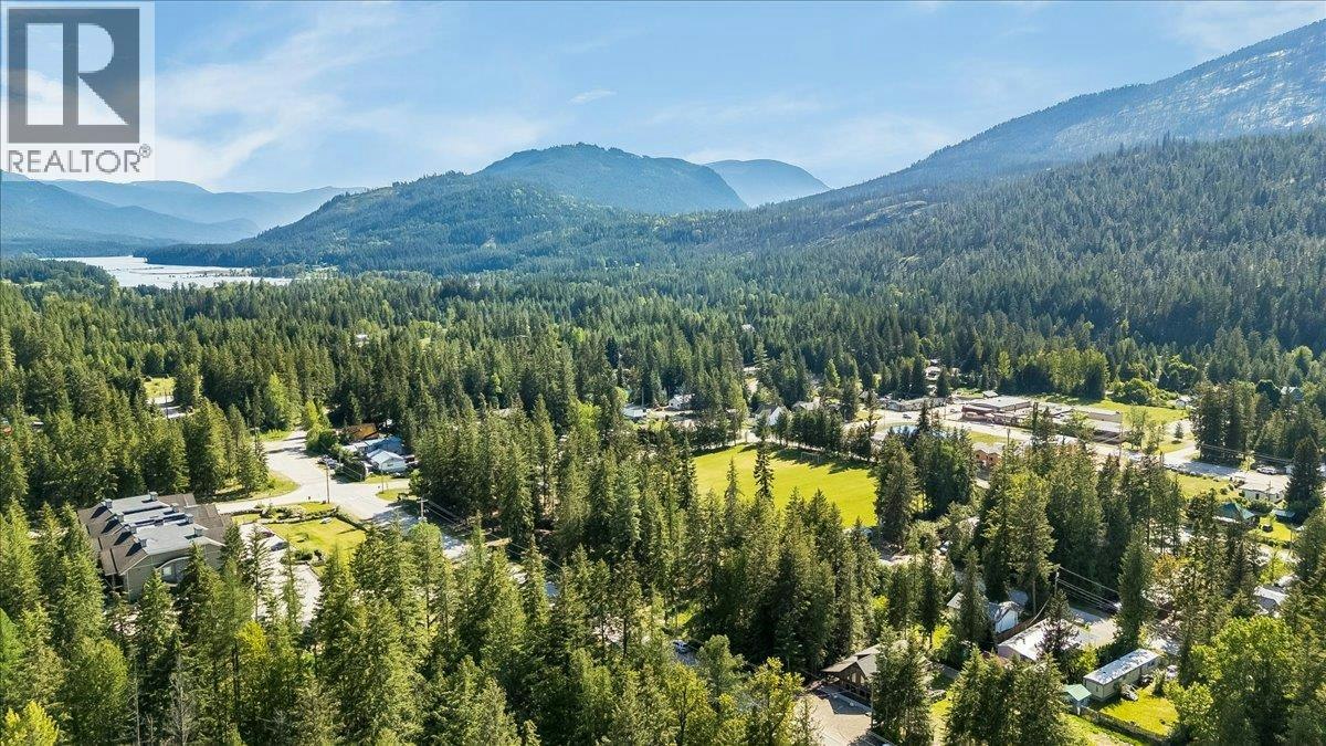 1112 Hume Street, Slocan, BC, V0G 2C0 - 56