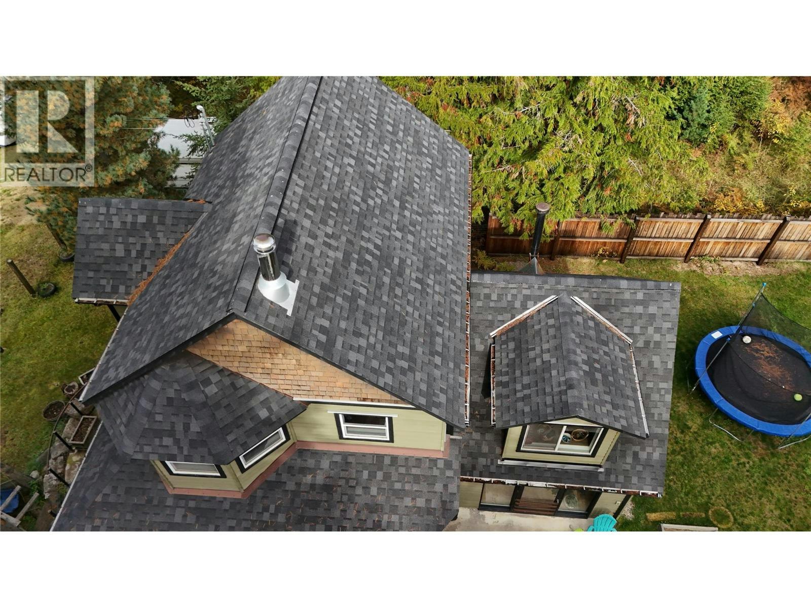 1112 Hume Street, Slocan, BC, V0G 2C0 - 52