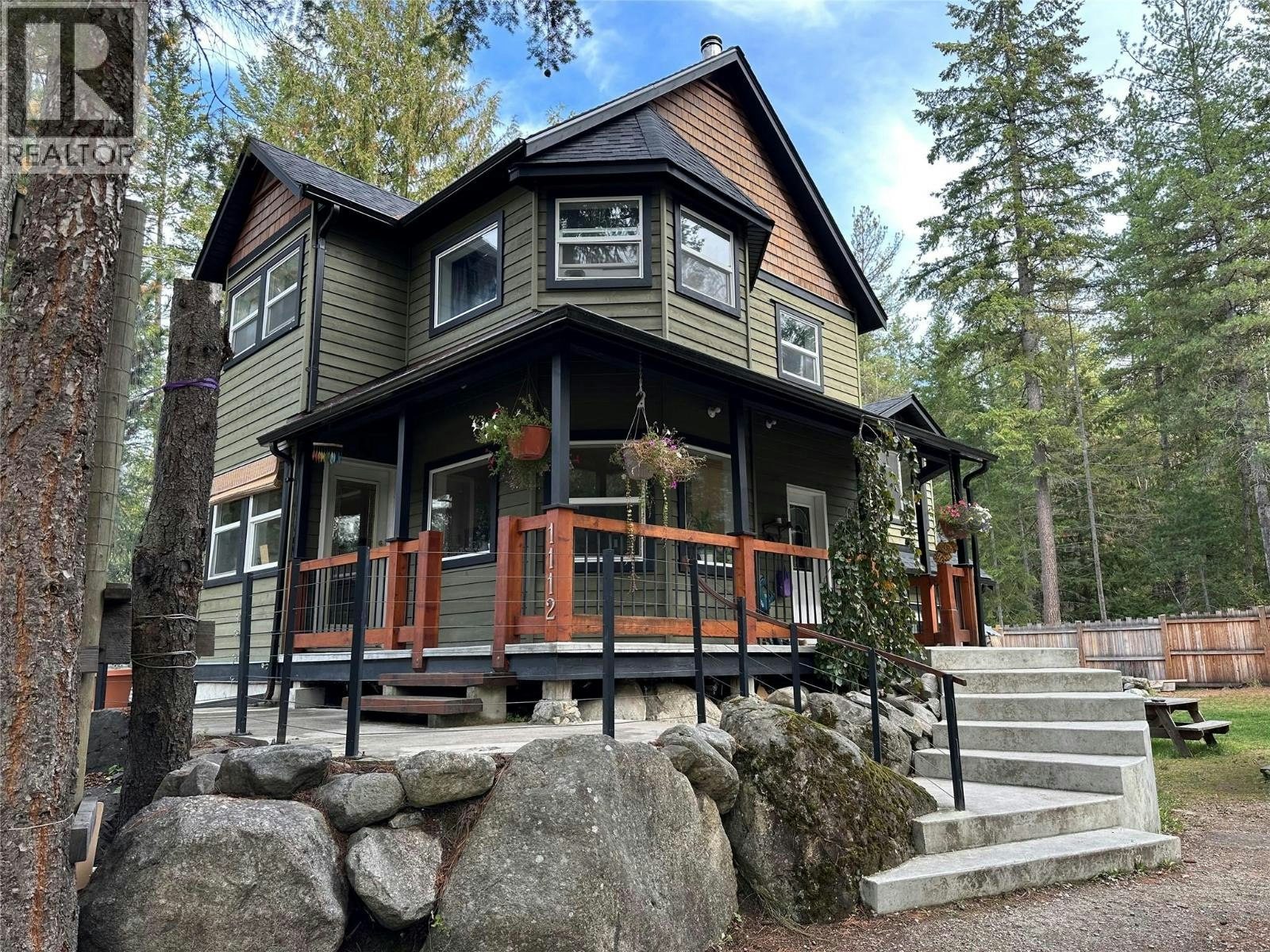 1112 Hume Street - 2