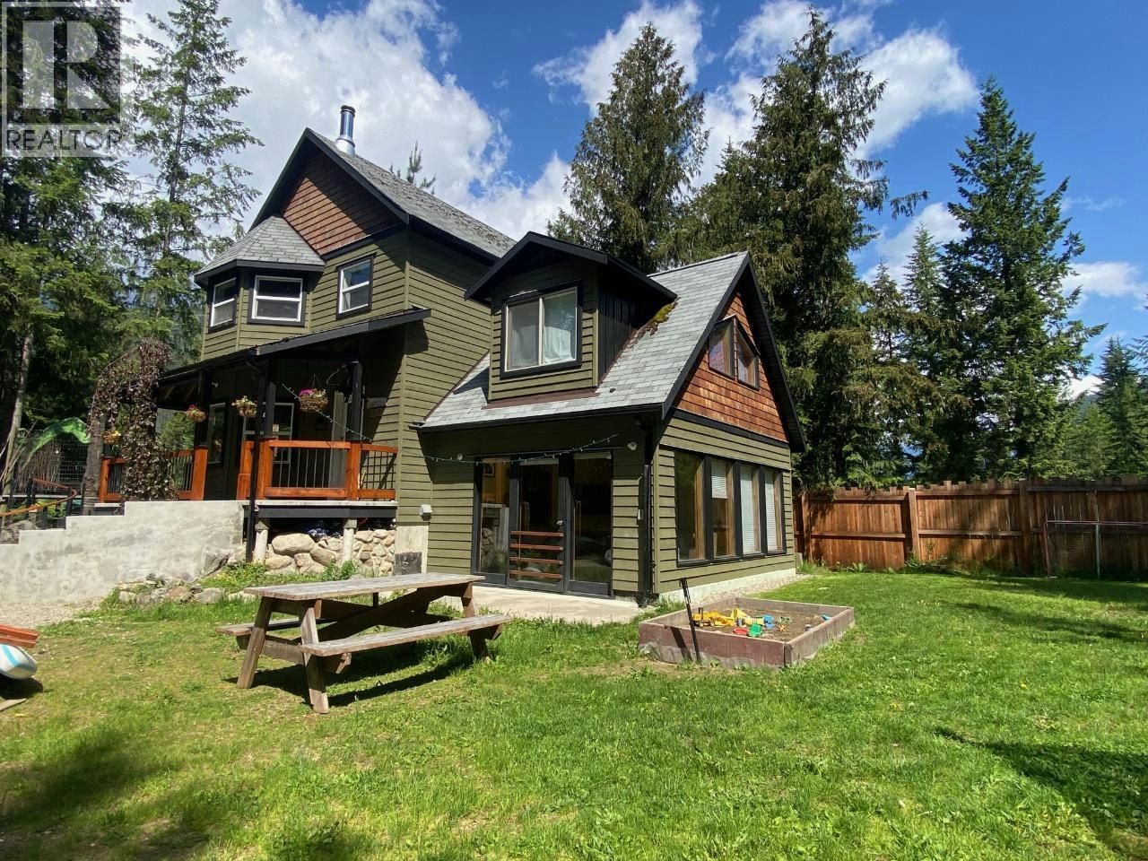1112 Hume Street - 3