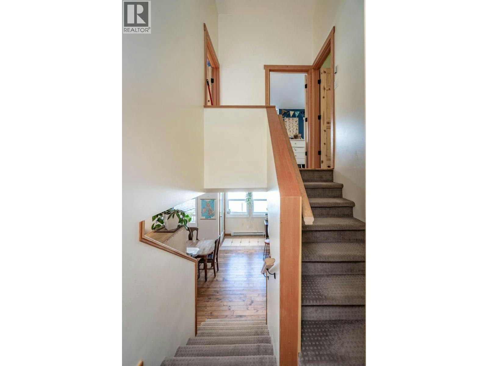 1112 Hume Street, Slocan, BC, V0G 2C0 - 23