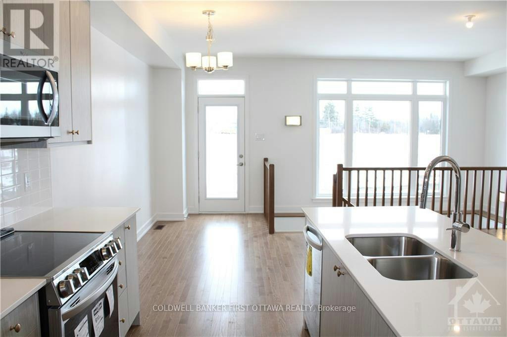 527 Corretto Place, Ottawa, ON, K2G 2Y8 - 5