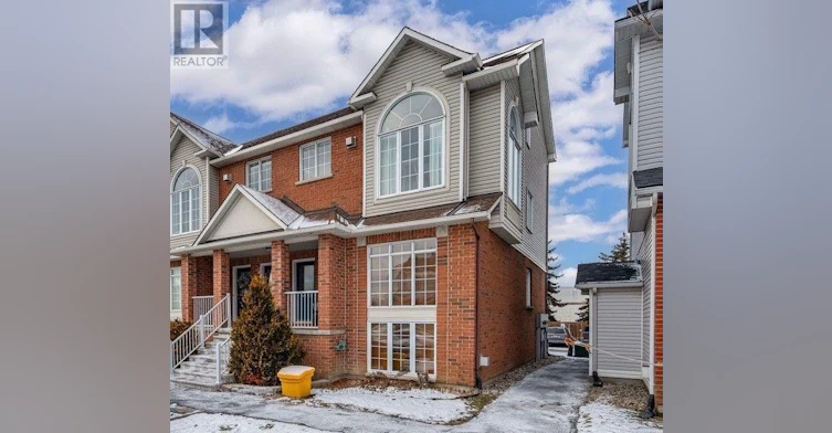 4-4443 Harper Avenue, Ottawa, ON, K1J 1C9